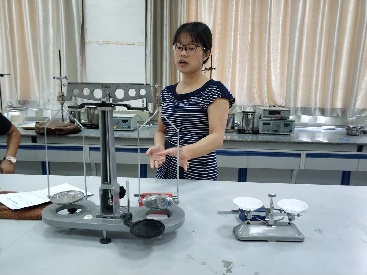 压强和浮力 压强_存在大气压强的实例_气体压强与固体压强