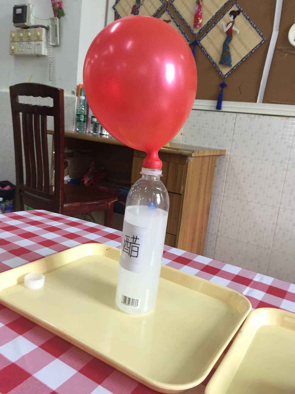 有关大气压强的小实验_静水压强量测实验_静水压强实验
