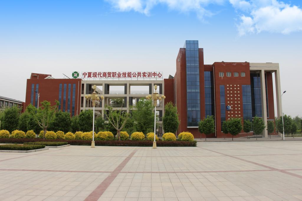 2023内蒙古丰州职业学院录取分数线_2019兰州警察学院录取通知线_内蒙古丰州职业学院中山学院地址