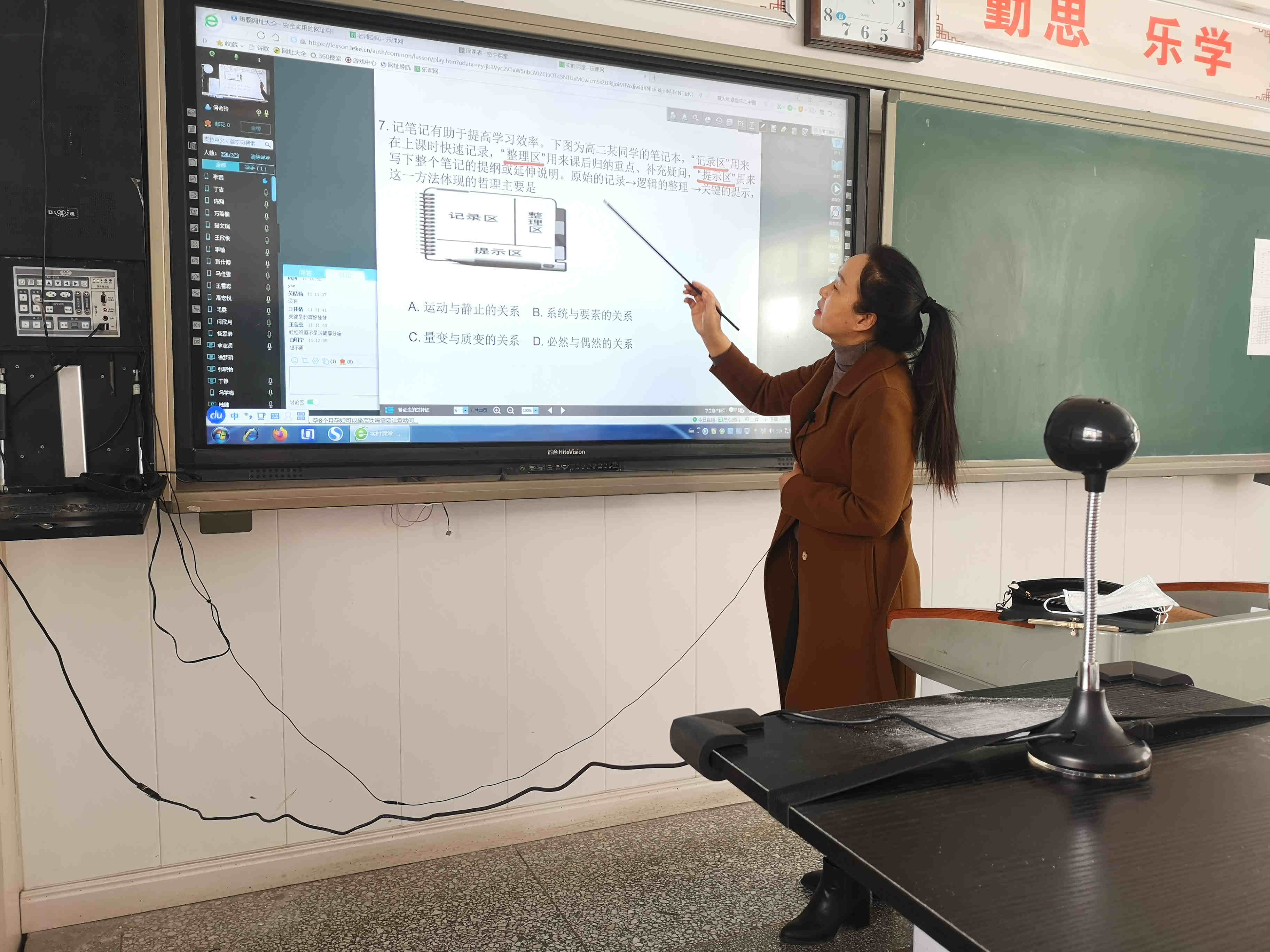 固体压强实验视频_液体内部压强实验视频_大气压强应用实验视频