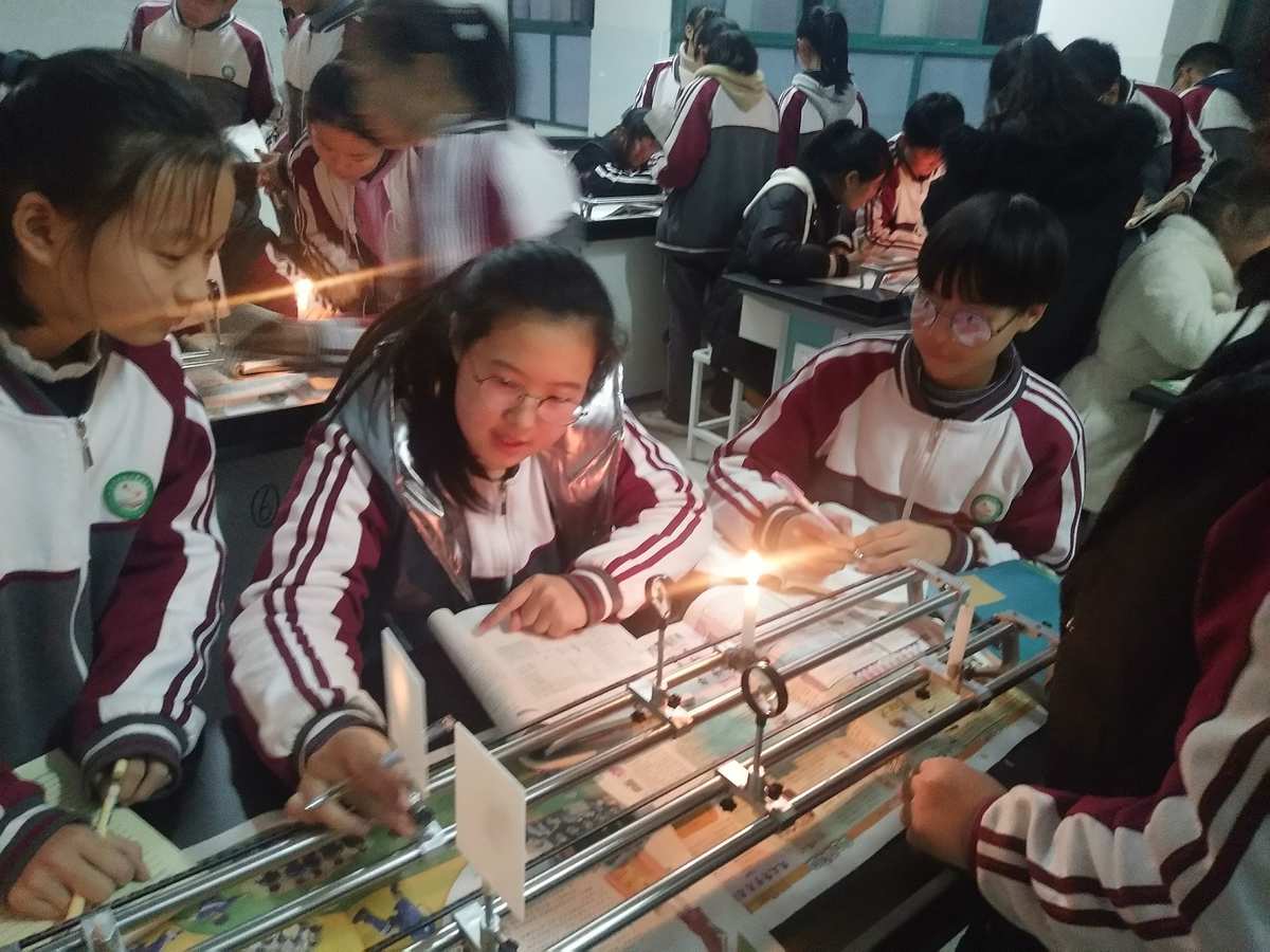 初中物理透镜成像规律_透镜成像规律_凸透镜成像规律知识点总结
