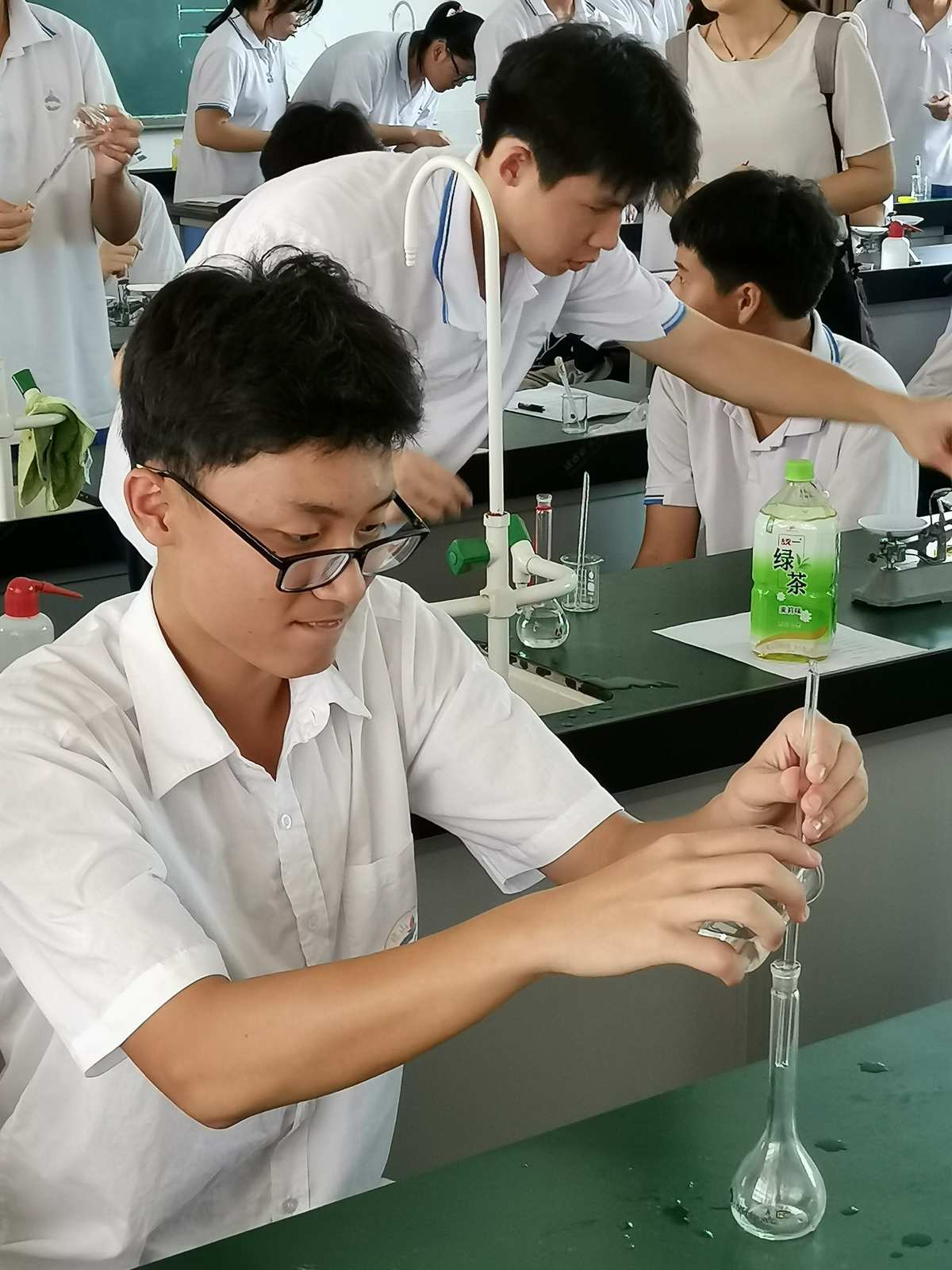 物理刻度尺的读数题_电学物理压轴题100题_物理读数题 启示