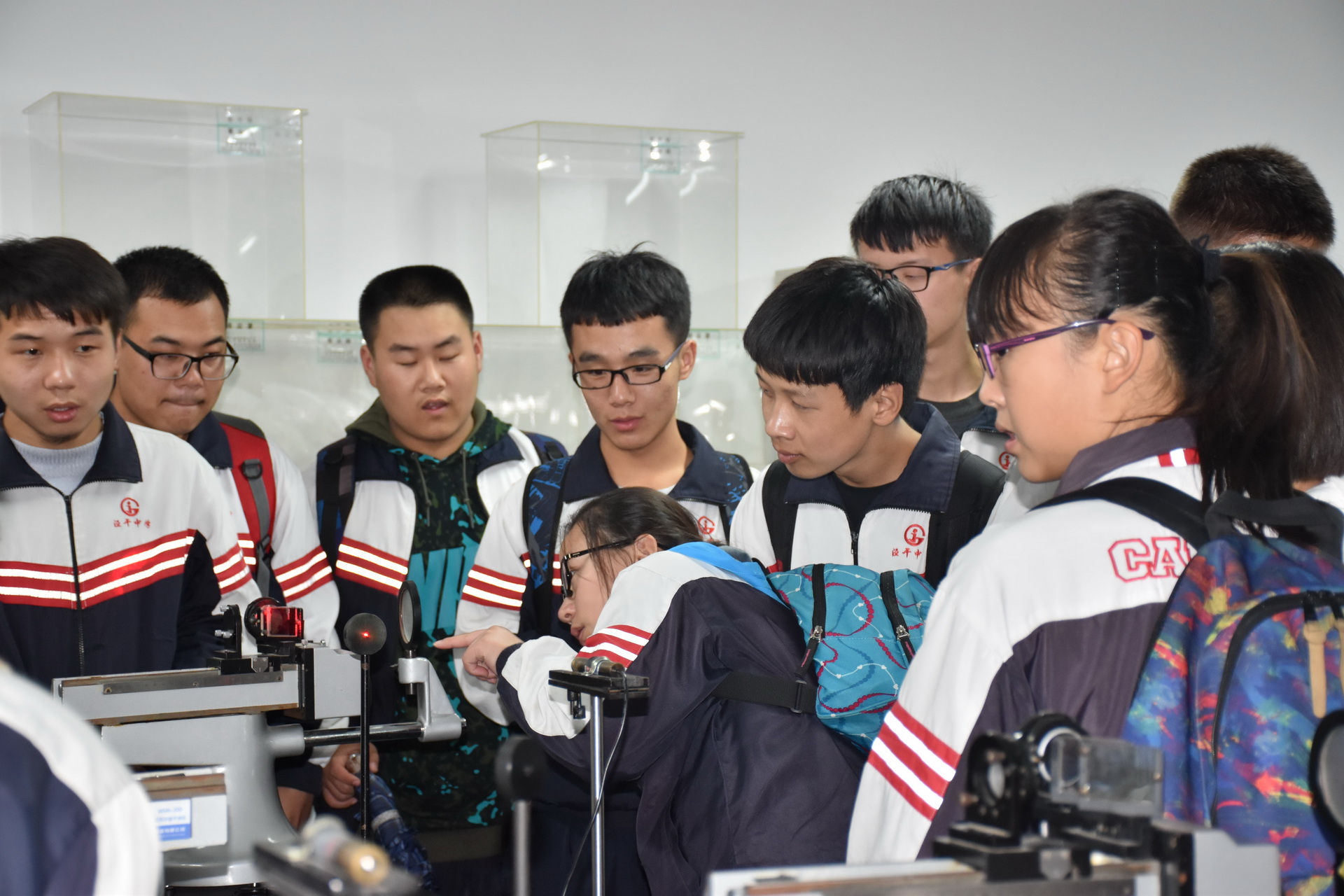 视频物理大师声音的特性_物理声的利用视频_物理声音的利用教学视频