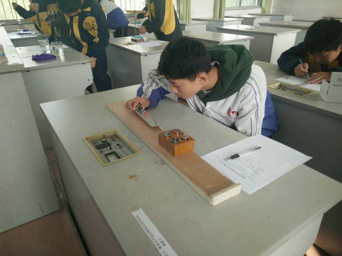 仿真虚拟物理实验总结_仿真虚拟物理实验报告_物理实验虚拟仿真