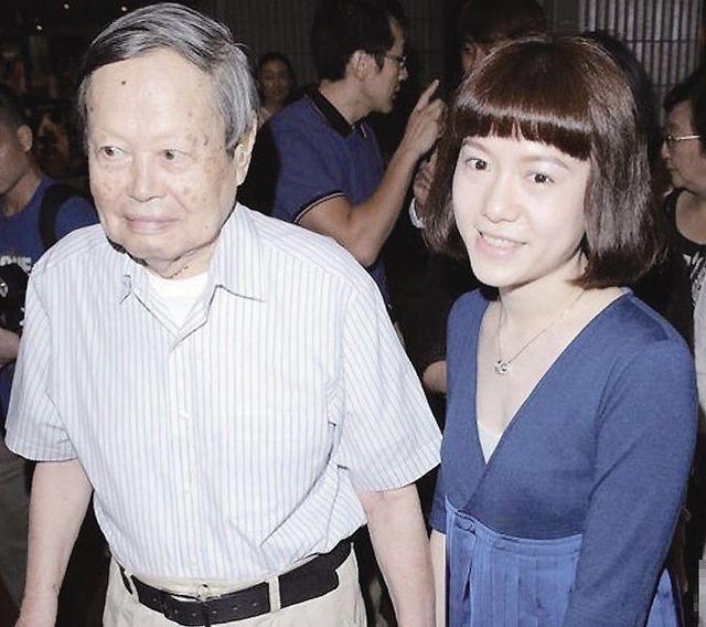 杨振宁资产过亿吗_杨振宁过亿资产有多少_杨振宁财产
