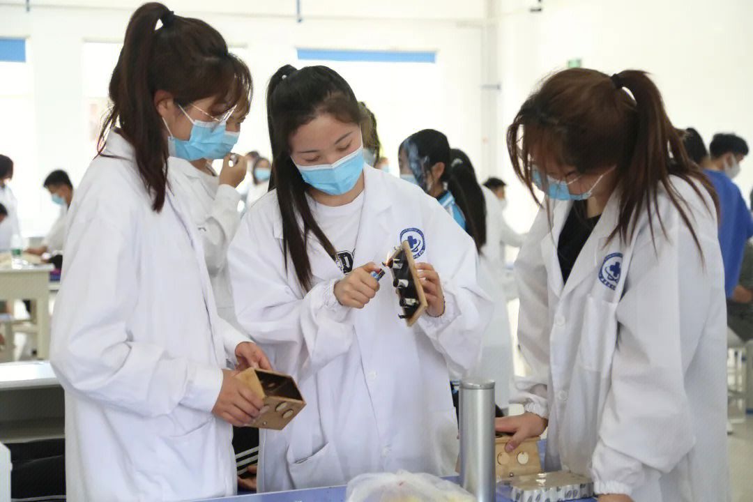 清华物理学专业就业前景_清华物理系就业方向_清华物理学就业方向
