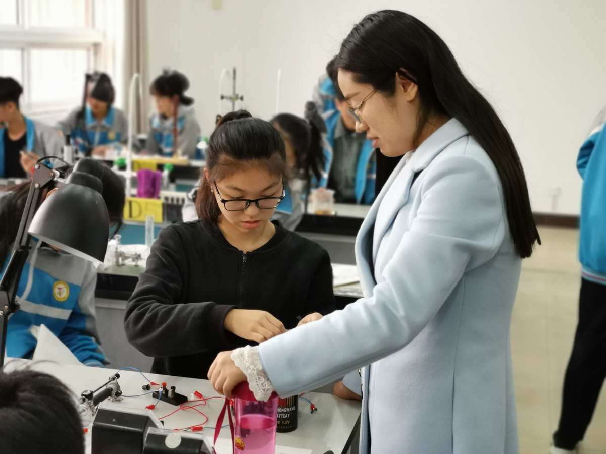 高一物理实验制作视频_高一物理实验制作装置制作_高一物理实验自己制作