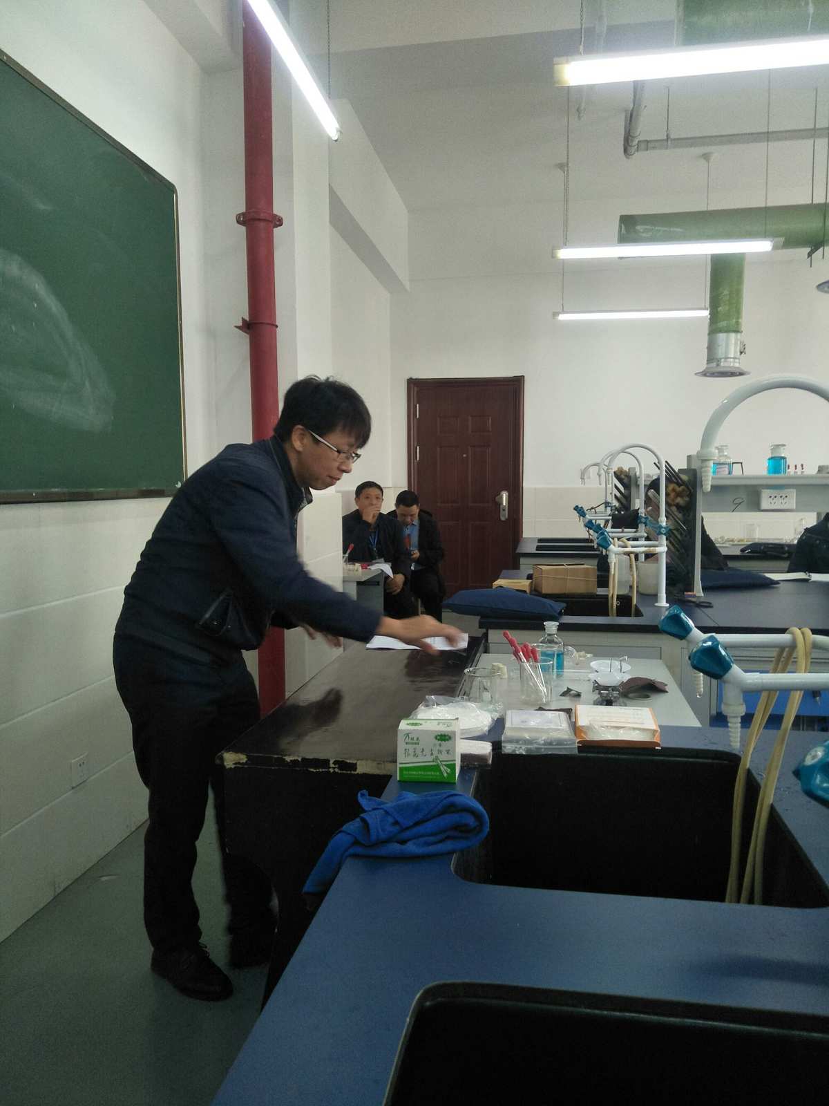 中国石油大学大学物理实验论文_中国石油大学物理实验报告_中国石油大学大物实验论文