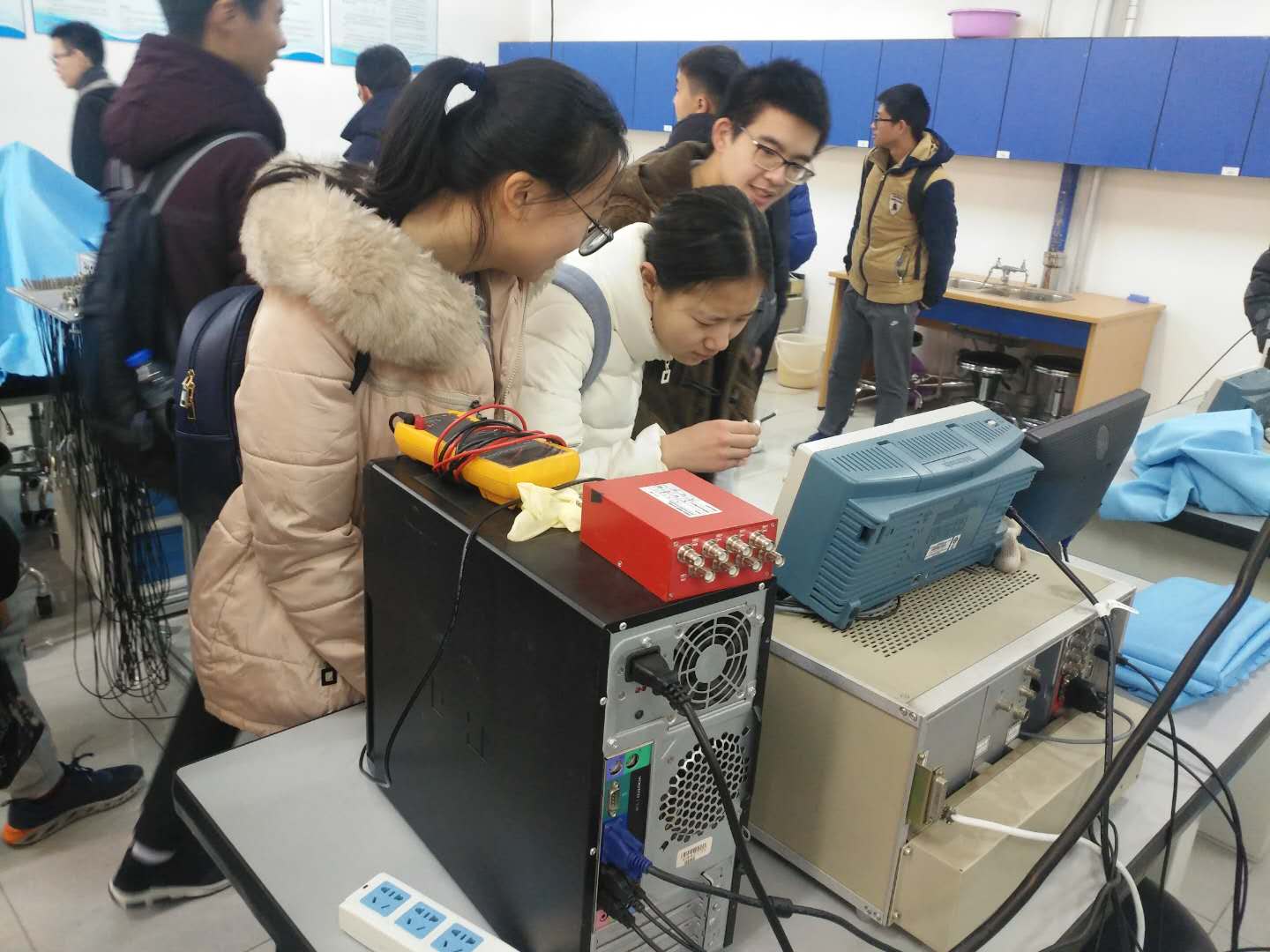 武汉大学物理专业就业_武汉大学物理系就业前景和薪酬_武汉大学物理学就业前景
