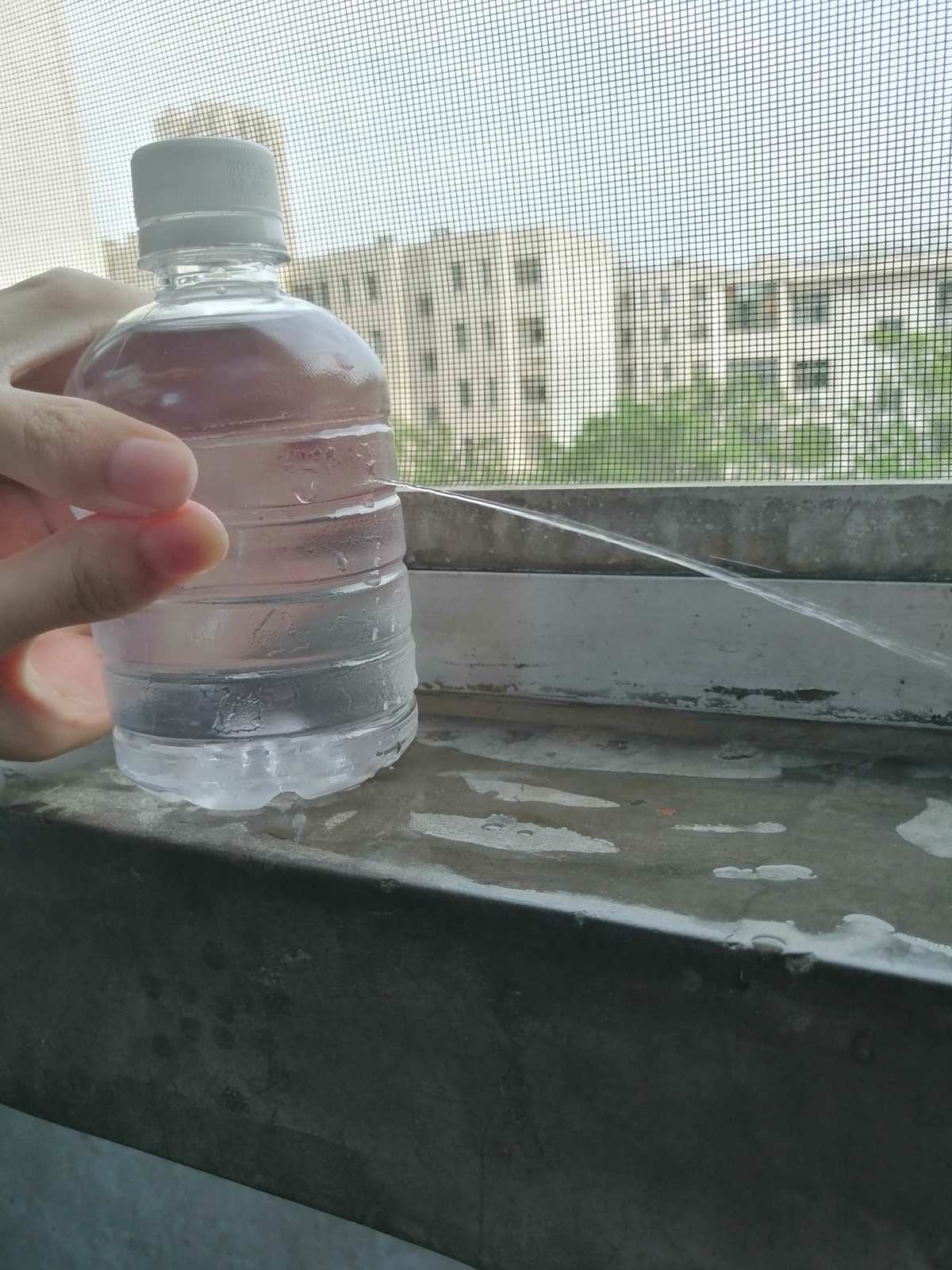 大气压力大气压强_大气压强很大但是感受不到_大气压强受什么影响