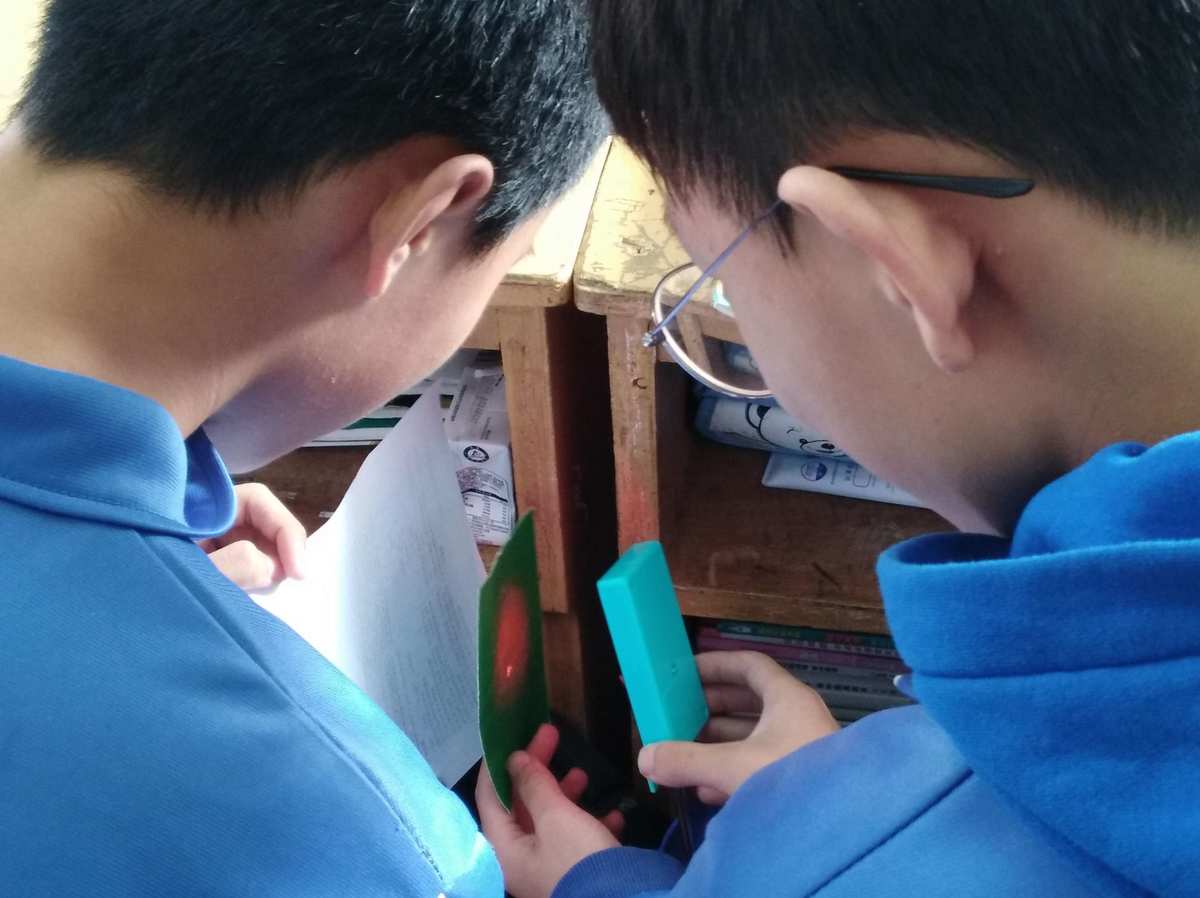 应用直线实例传播方法_直线传播的应用_光的直线传播实例和应用