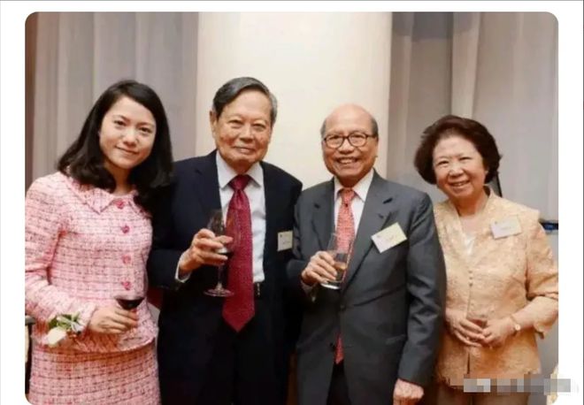 杨振宁岳父是谁_杨振宁岳父和杨振宁孙女结婚啦_杨振宁是翁帆