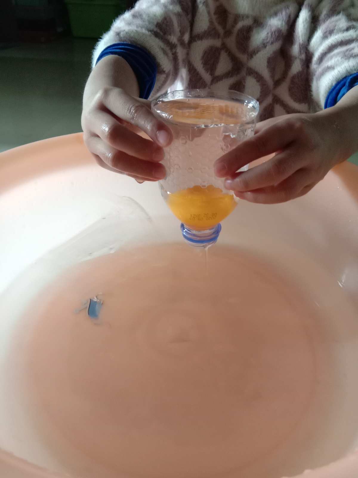 证明大气压强的实验_证明大气压强的实验报告_证明大气压强数值的实验是什么