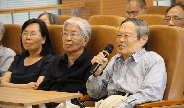 杨振宁每月挣多少钱_杨振宁年收入多少_杨振宁月薪多少
