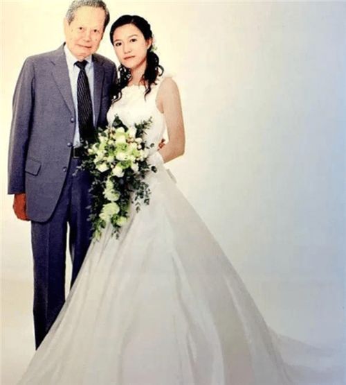 杨振宁岳父和杨振宁孙女_杨振宁的曾孙女_杨振宁孙女结婚