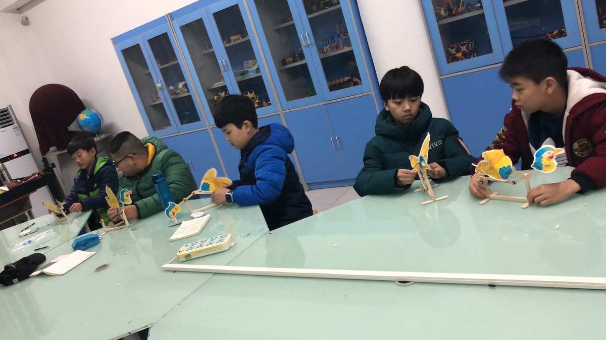 人教版八年级物理实验教学计划_物理实验教学工作计划_八年级物理实验教学计划