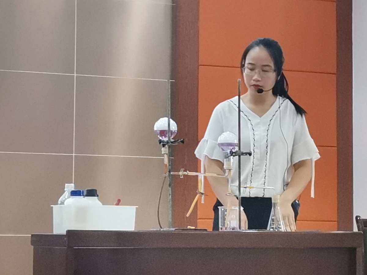 物理实验大学哪个比较简单_物理实验大学生_大学物理实验6.2