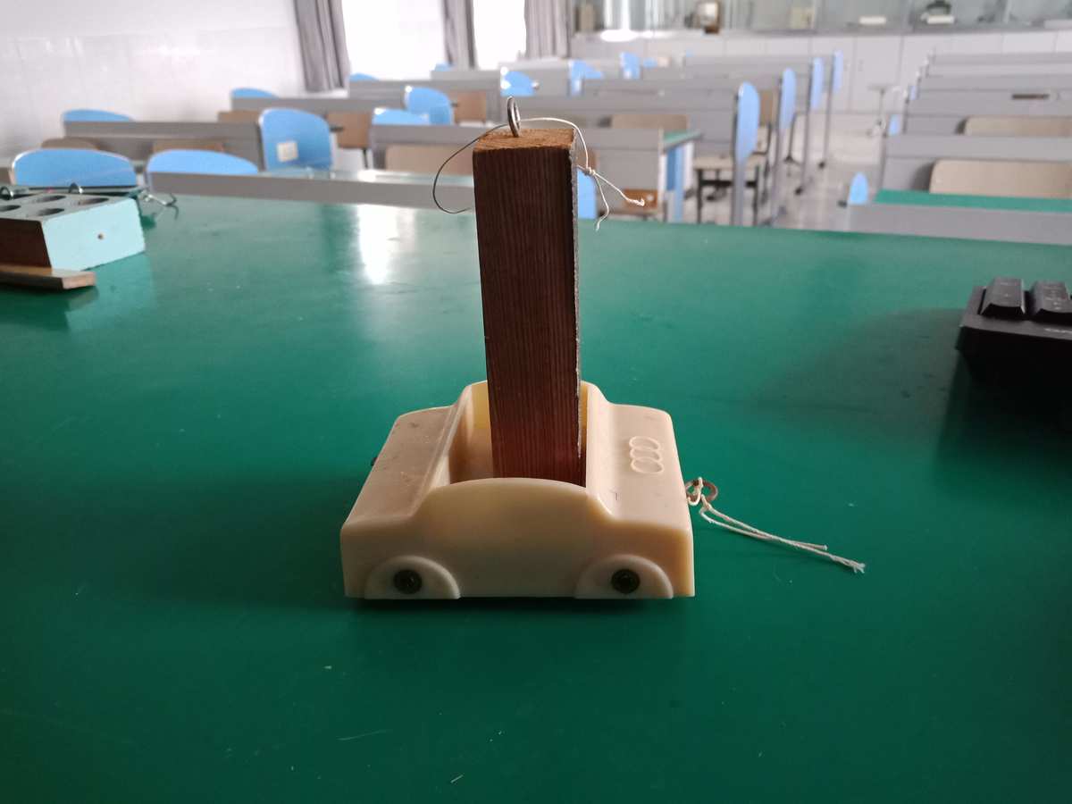 牛顿第一定律上课视频_我想看牛顿定律_我要看牛顿定律