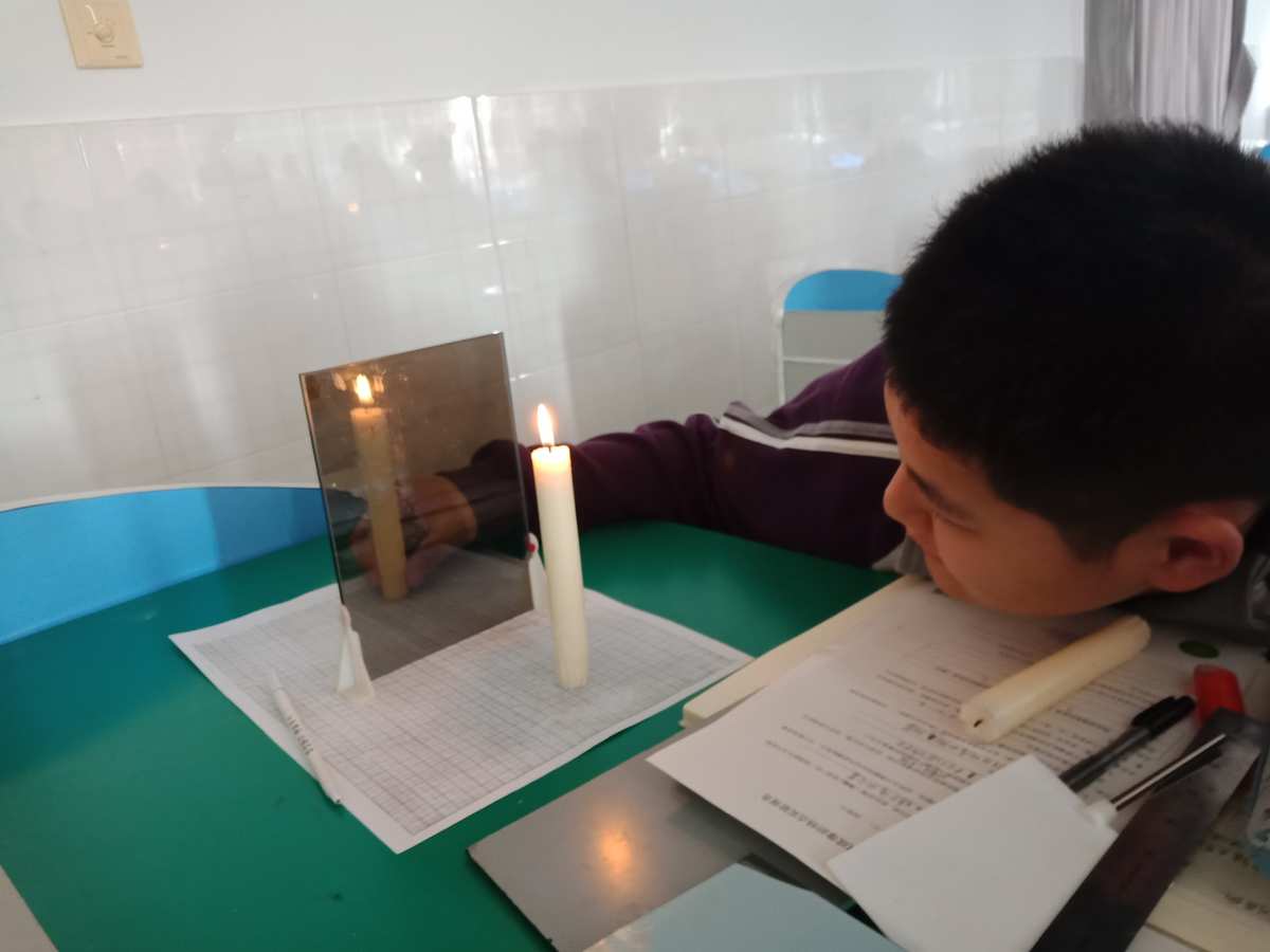 镜面成像怎么画_初中物理镜面成像作图_八年级上册物理平面镜成像作图