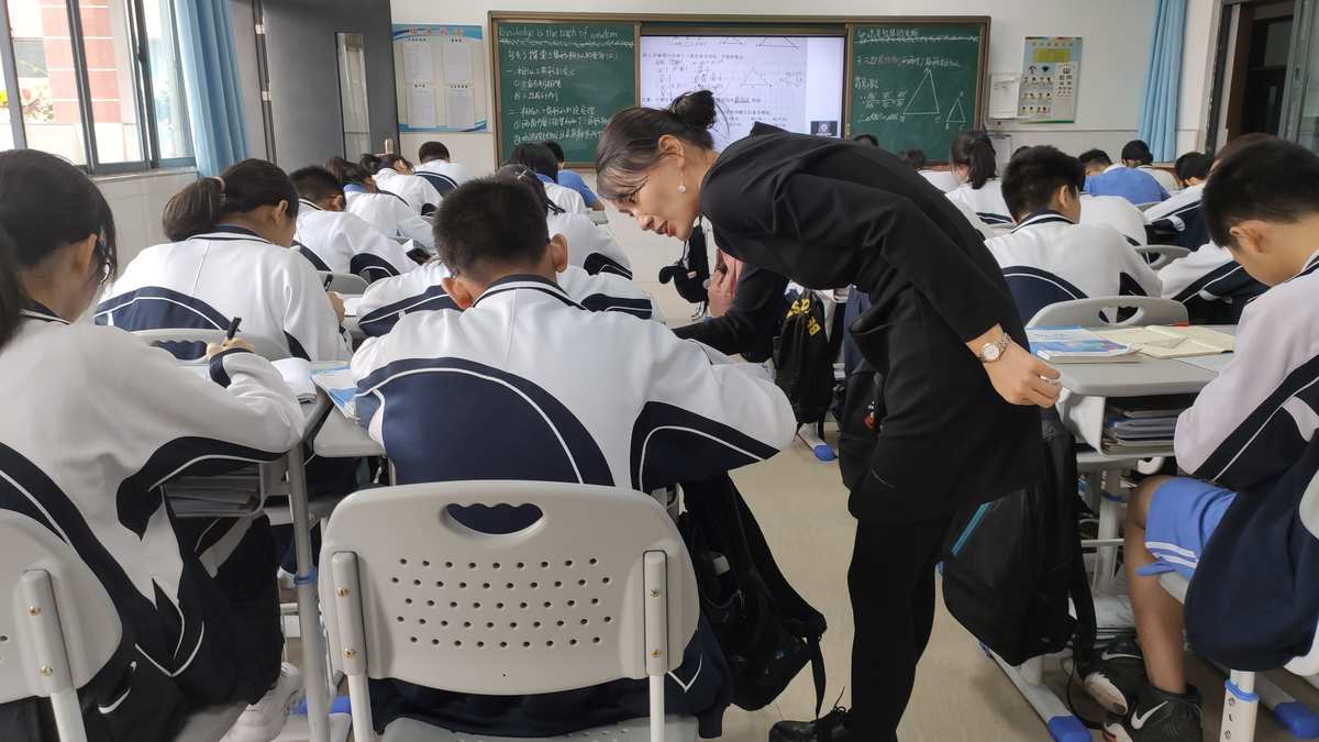 八年级光现象教案_回声现象教案_九年级磁现象磁场教案