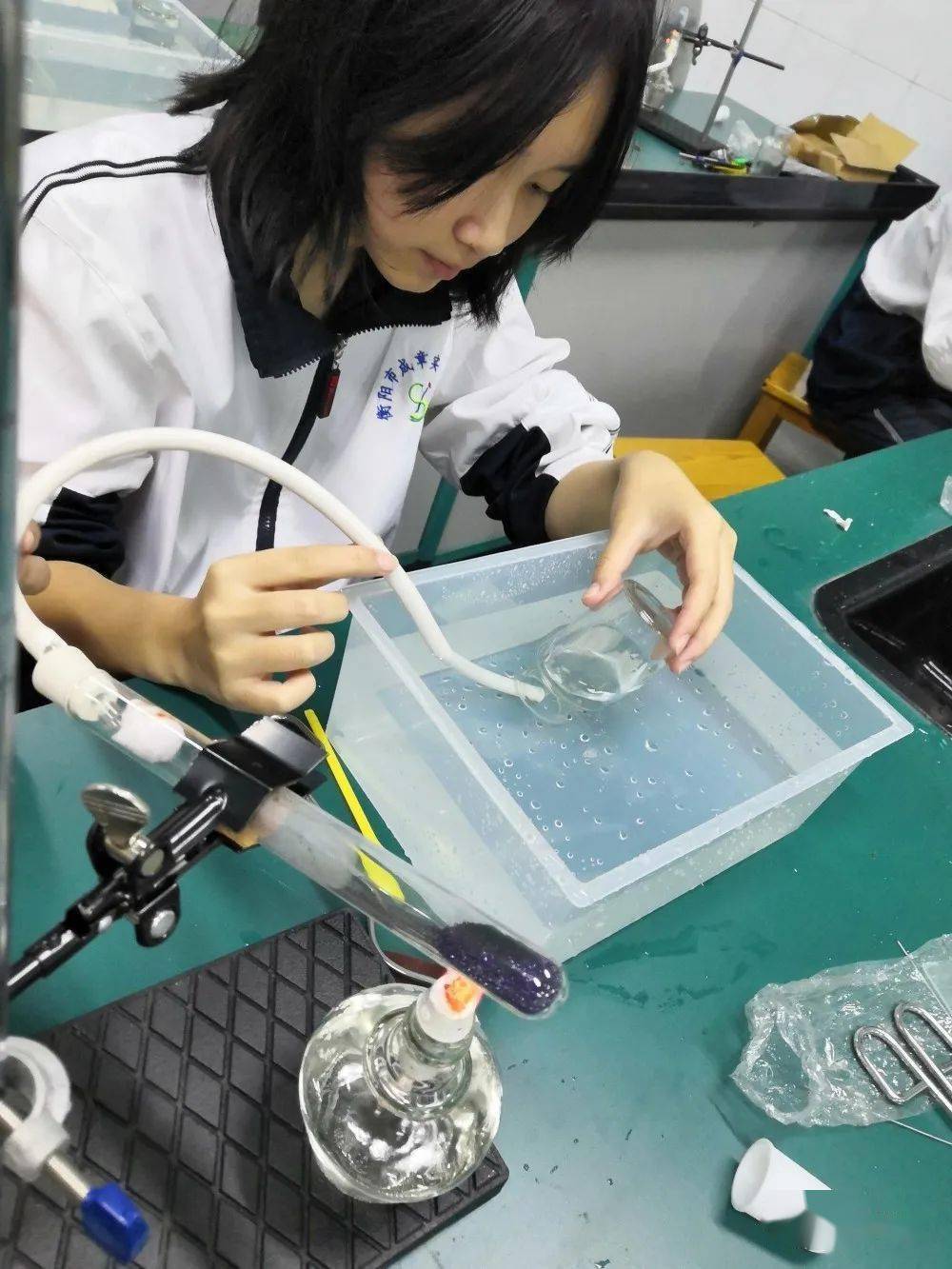 物理实验报告论文_论文物理实验怎么写_物理实验论文
