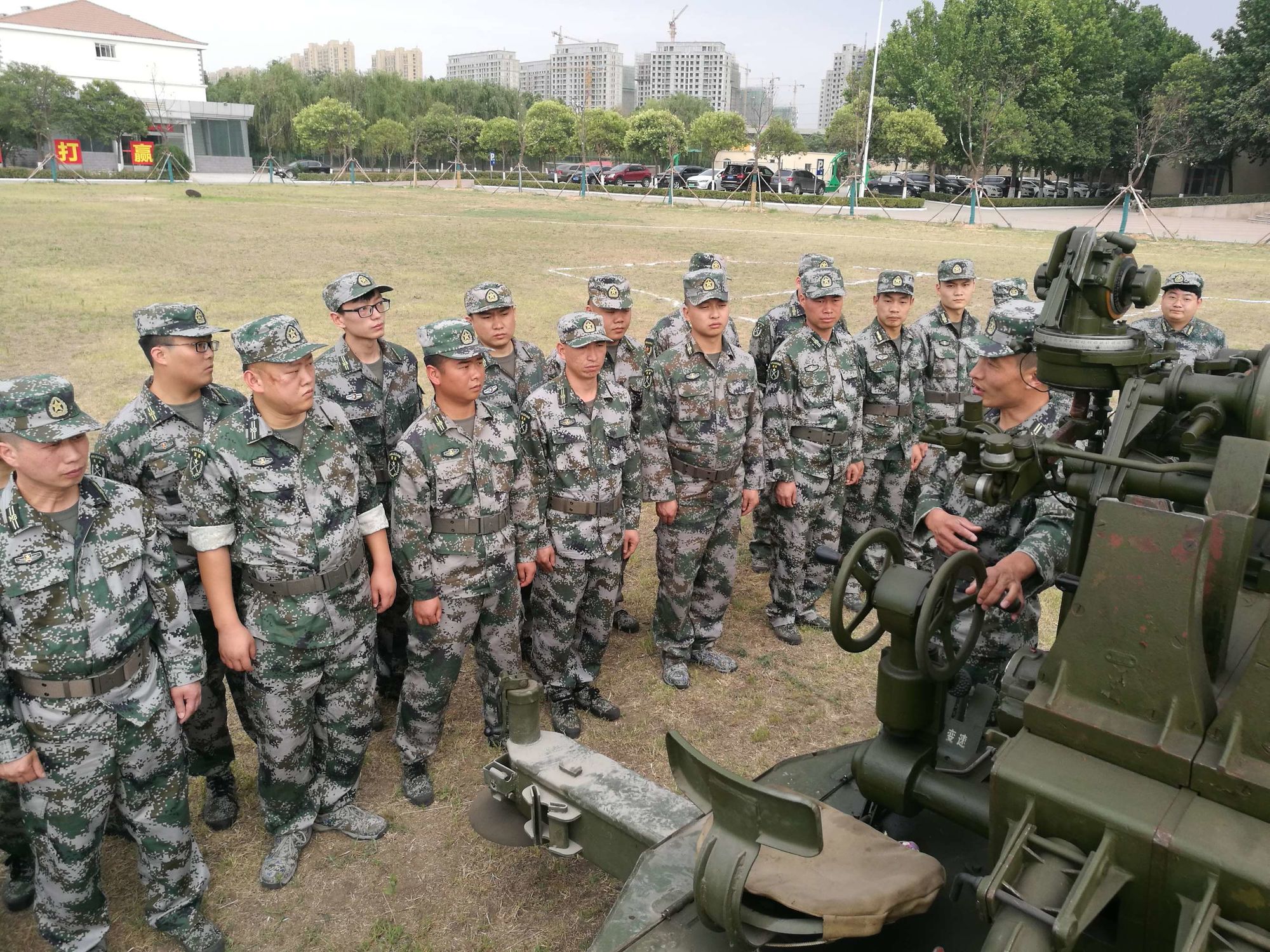 陆军炮兵防空兵学院录取分_陆军炮兵防空兵学院分数线_陆军炮兵防空兵学院分数线