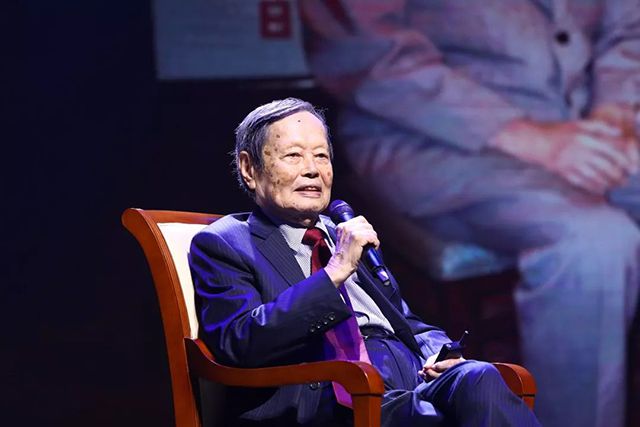 物理学家爷孙恋