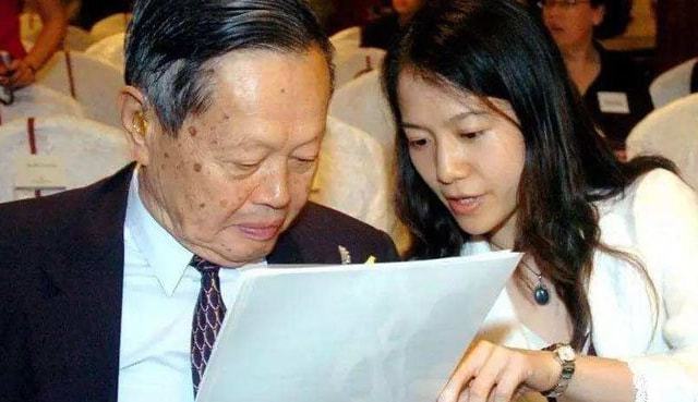 物理学家爷孙恋