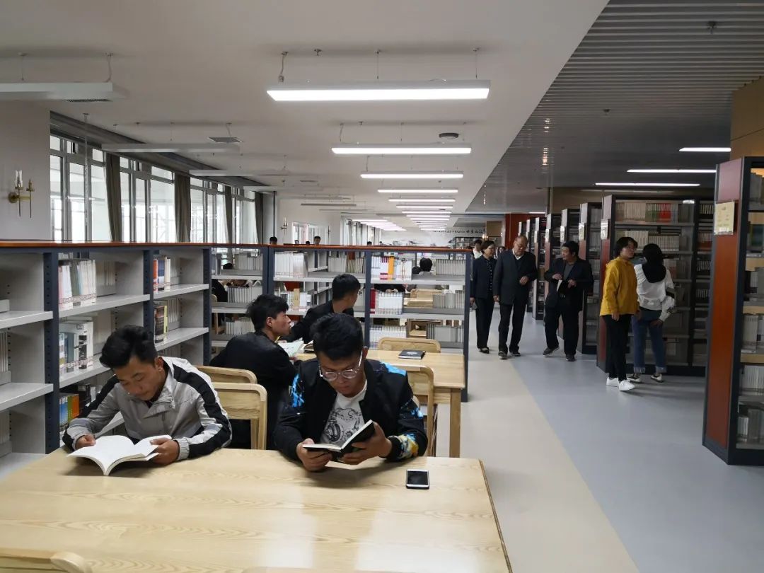 甘肃财经大学