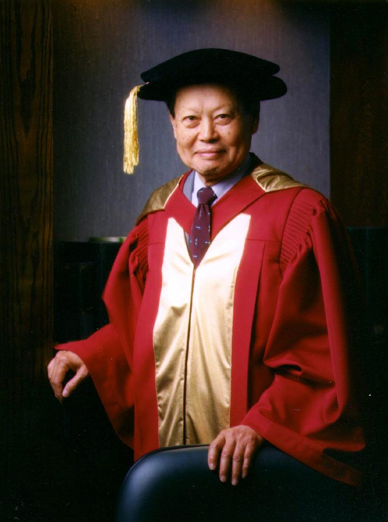 百岁物理学家杨振宁