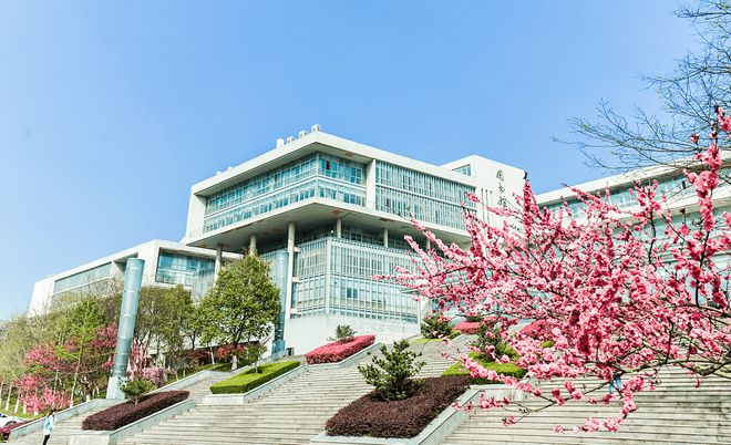 赣南医学院排名