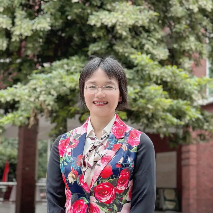 高中物理老师简介