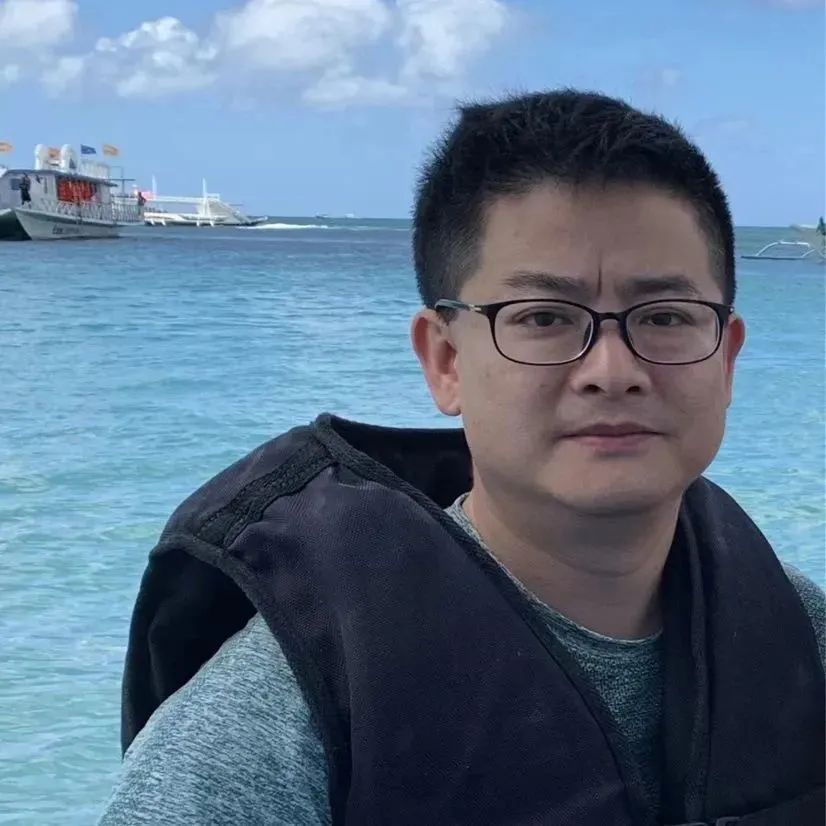 高中物理老师简介