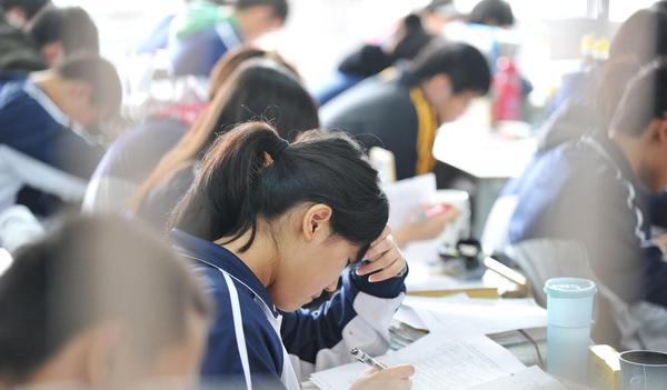 高考分数预测学校