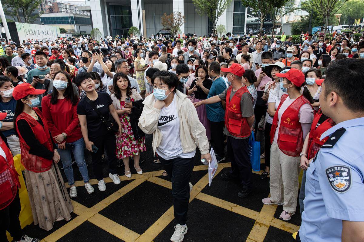 高考人数全国