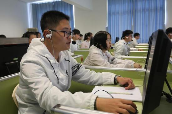高考英语口语考试