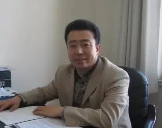 优秀高中物理教师