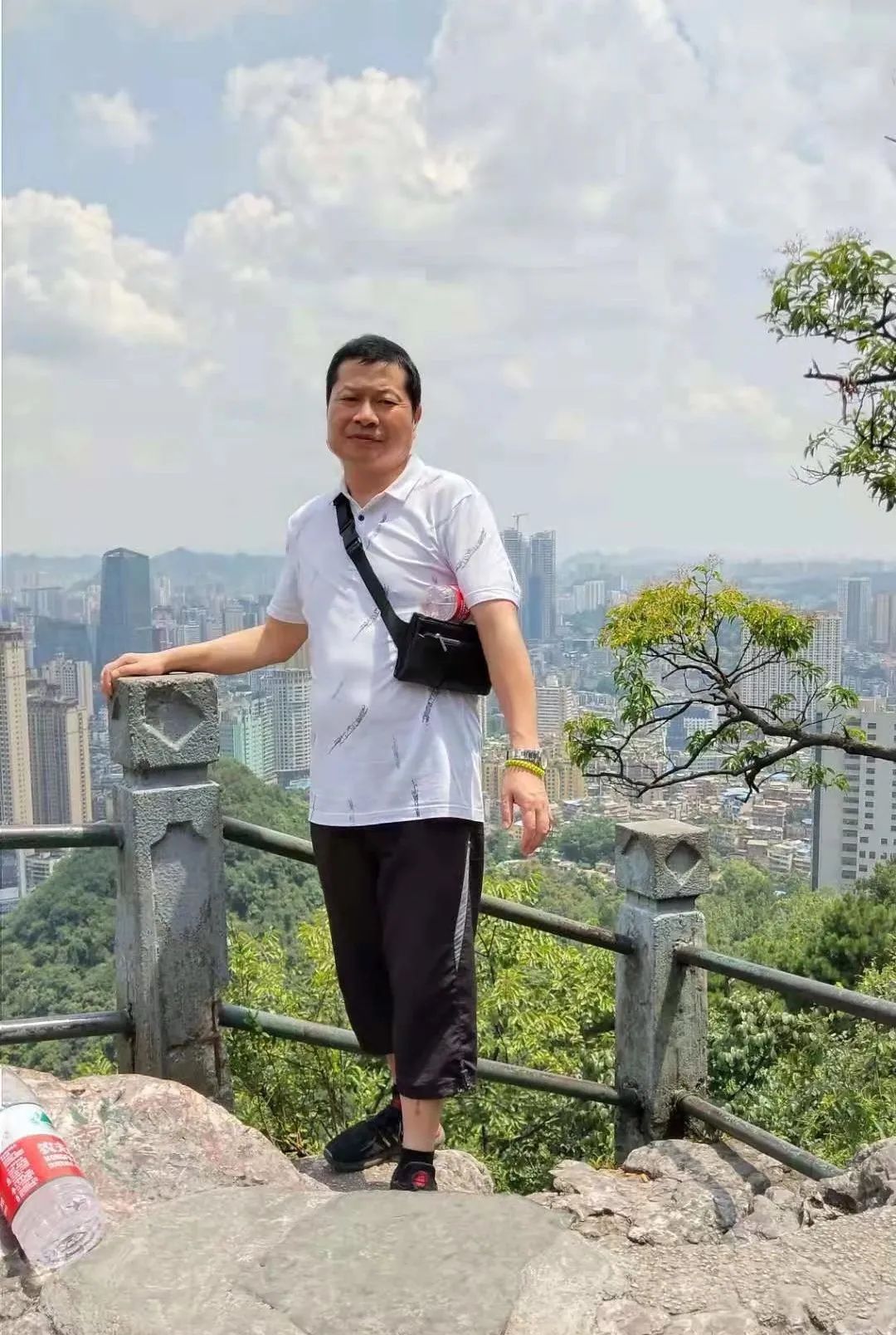 初中物理教师简历