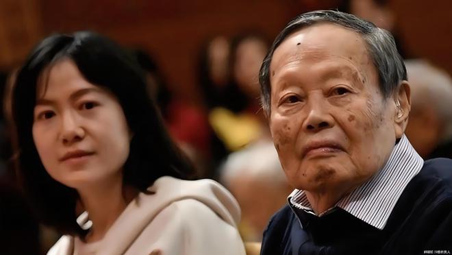 当今伟大物理学家