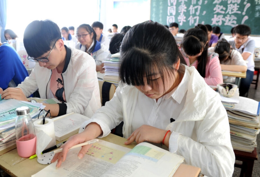 高中物理地理哪个更难教