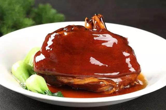 核裂变反应方程式